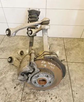 Mercedes-Benz C W205 Front wheel hub spindle knuckle