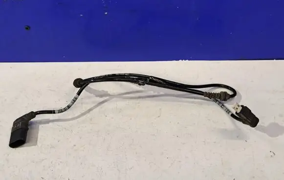 Mercedes-Benz E W213 ABS brake wheel speed sensor A2135403705