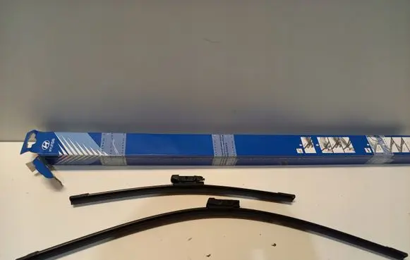 Hyundai ix20 Windshield/front glass wiper blade L983FH2614L9