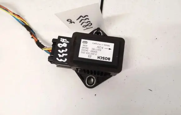 Hyundai Santa Fe ESP acceleration yaw rate sensor 0265005293 95690-3k000
