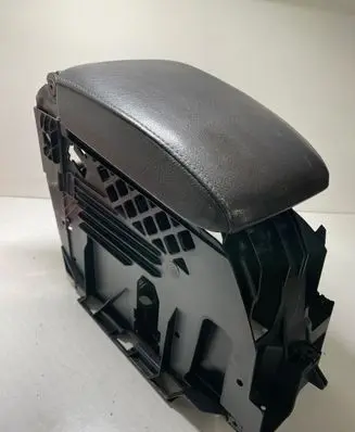 Volkswagen Jetta V Armrest 1K5864251B