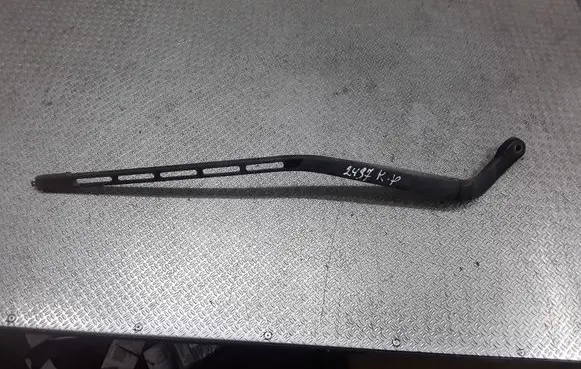 Citroen C4 I Front wiper blade arm