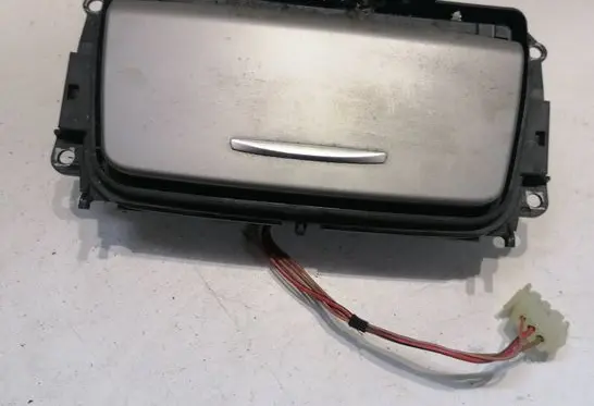 BMW 3 E90 E91 Ashtray (front) 7078571 7129555