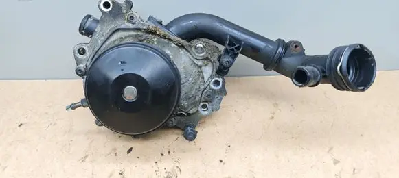 Mercedes-Benz E W212 Water pump 