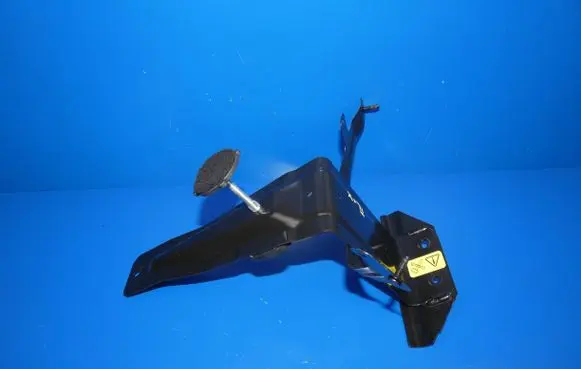 Jaguar XF X260 Spare wheel mounting bracket GX7347066A P1A04 120117
