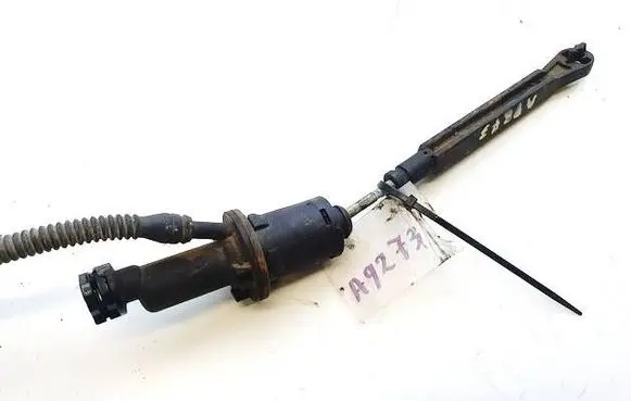 Citroen C4 I Clutch master cylinder 