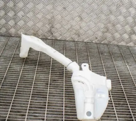 Peugeot 208 Windshield washer fluid reservoir/tank 968398868000 9683988680