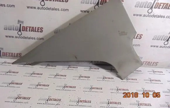 Toyota Avensis T270 (C) pillar trim 6247205130