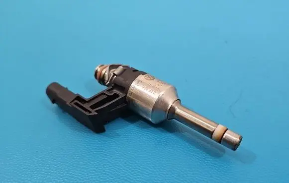Skoda Rapid (NH) Fuel injector 03F906036B IMPRK1562357