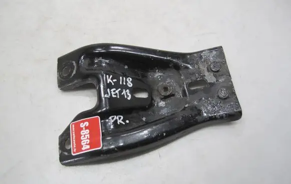 Volkswagen Jetta VI Radiator support slam panel bracket 5C6805567