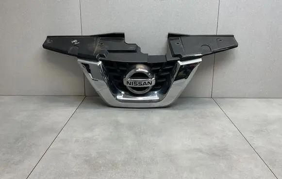 Nissan Juke I F15 Front bumper upper radiator grill 62072BV80A