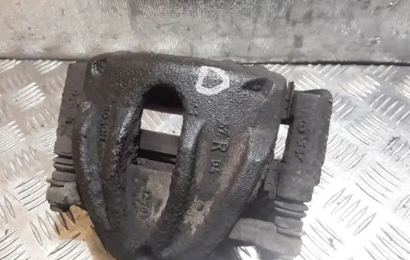 Toyota Corolla Verso AR10 Front brake caliper