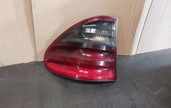 Mercedes-Benz E W210 Rear/tail lights 2108206764 02103400