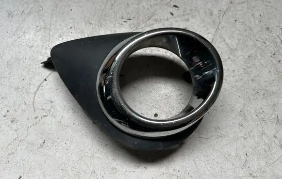 Toyota Verso Front fog light trim/grill 814810F060