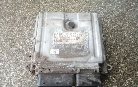 Mercedes-Benz ML W164 Engine control unit/module A6421505277 0281013941