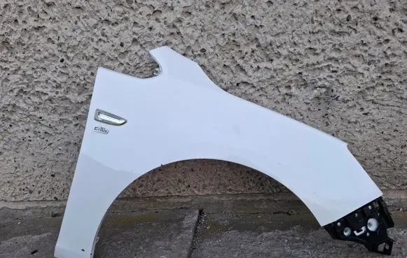 Opel Astra J Fender 