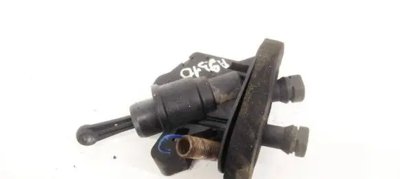 Mazda 2 Clutch master cylinder 1905