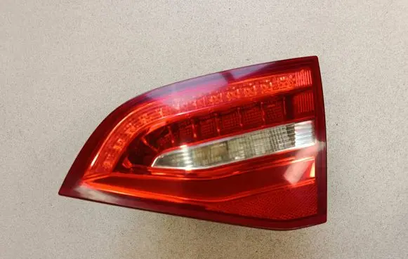 Audi A4 S4 B8 8K Tailgate rear/tail lights 8K9945094E 040912