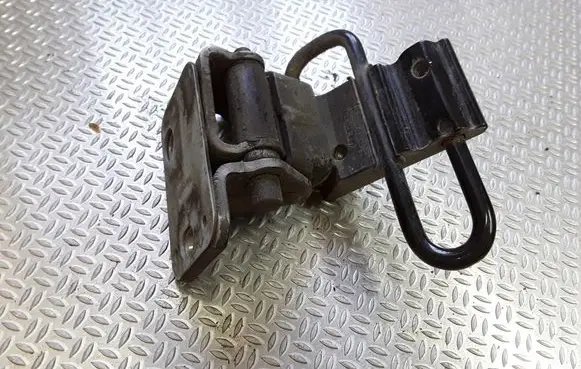 Audi A6 Allroad C5 Rear door lower hinge