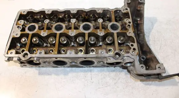 Mercedes-Benz C W203 Engine head R2710161201