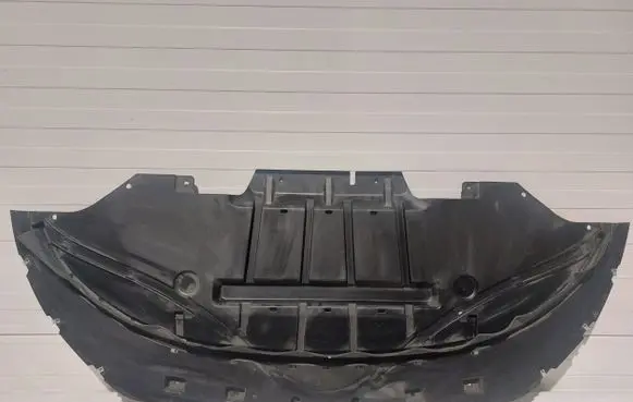 Ford Mustang VI Engine splash shield/under tray FR3B6A975BC FR3B6A975CC