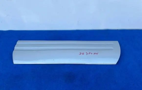 Toyota RAV 4 (XA10) Front door trim (molding) 75732-42010