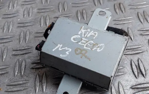 KIA Ceed USB control unit 961201H700 A2C53211534 02000720002488