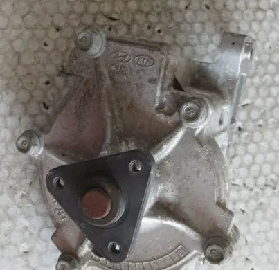 KIA Sportage Water pump HY9704