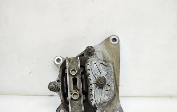 Audi A4 S4 B9 Gearbox mount 8W0399118D