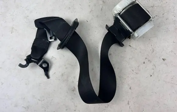 BMW X1 E84 Front seatbelt 2991282