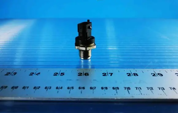Fuel pressure sensor