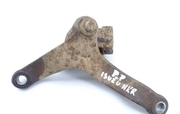 Isuzu N Series Steering tie rod boot 