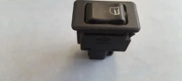 Nissan Primera Central locking switch button 