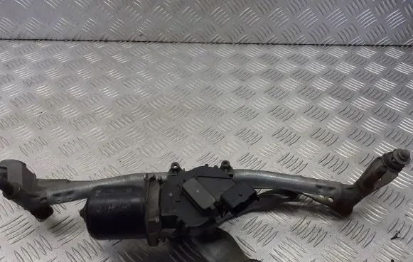 Renault Megane II Front wiper linkage 