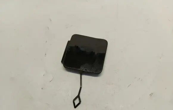 BMW 2 Active Tourer U06 Tow hook cap/cover 8739125