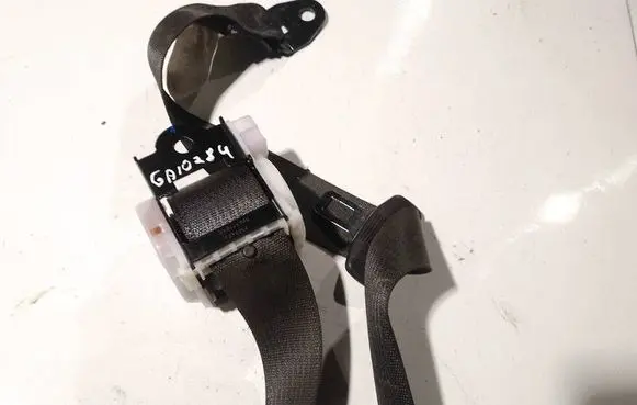 Opel Insignia A Middle seatbelt (rear) 