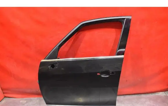 Opel Zafira C Front door