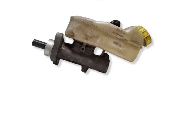 Volkswagen Transporter - Caravelle T5 Master brake cylinder 7H0611303A