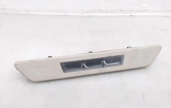 BMW 7 G11 G12 Seat memory switch 18347910 6826733