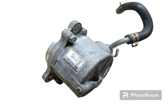 Mazda 6 Vacuum pump RF7J18G00 X2T58173