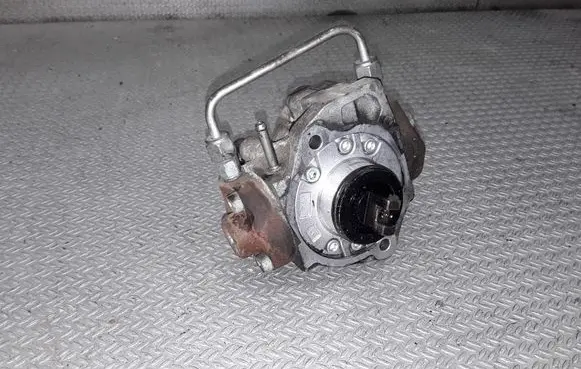 Toyota RAV 4 (XA30) Fuel injection high pressure pump 221000R010