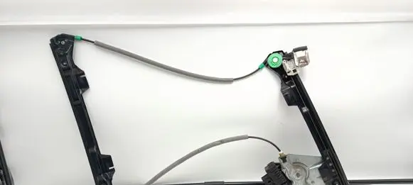 Jaguar X-Type Front door electric window regulator 130821947