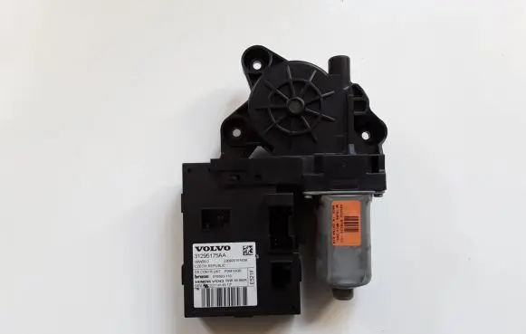 Volvo C30 Front door window regulator motor 979038100