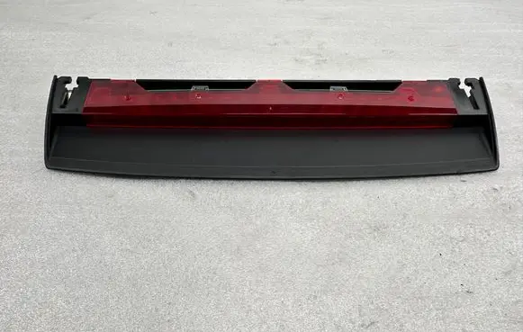Audi A8 S8 D4 4H Third/center stoplight 4H0945097A 4H0945097