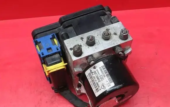 Renault Megane III ABS Pump 476602272R 10021208204