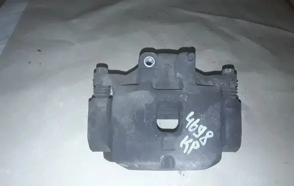 Opel Insignia B Front brake caliper 13514158