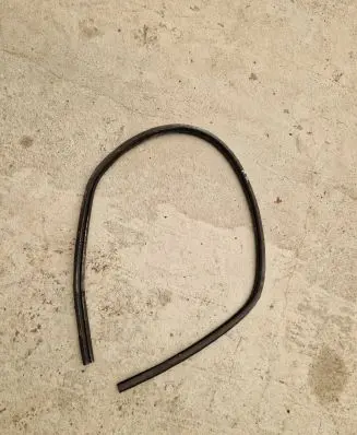 Volkswagen Scirocco Front door rubber seal 