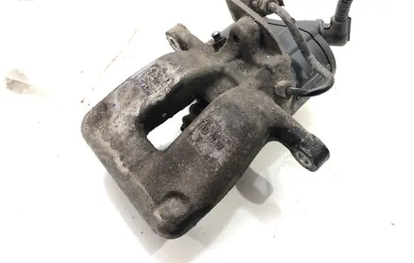 Volkswagen PASSAT B6 Rear brake caliper