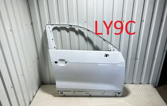 Audi Q2 - Front door 81A831052C 37168