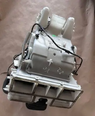 Opel Vectra C Interior heater climate box assembly 13164383